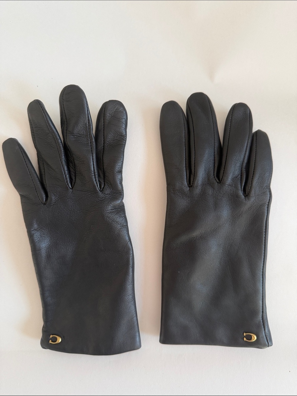 Coach Classic Black Leather Gloves Cashmere lined
